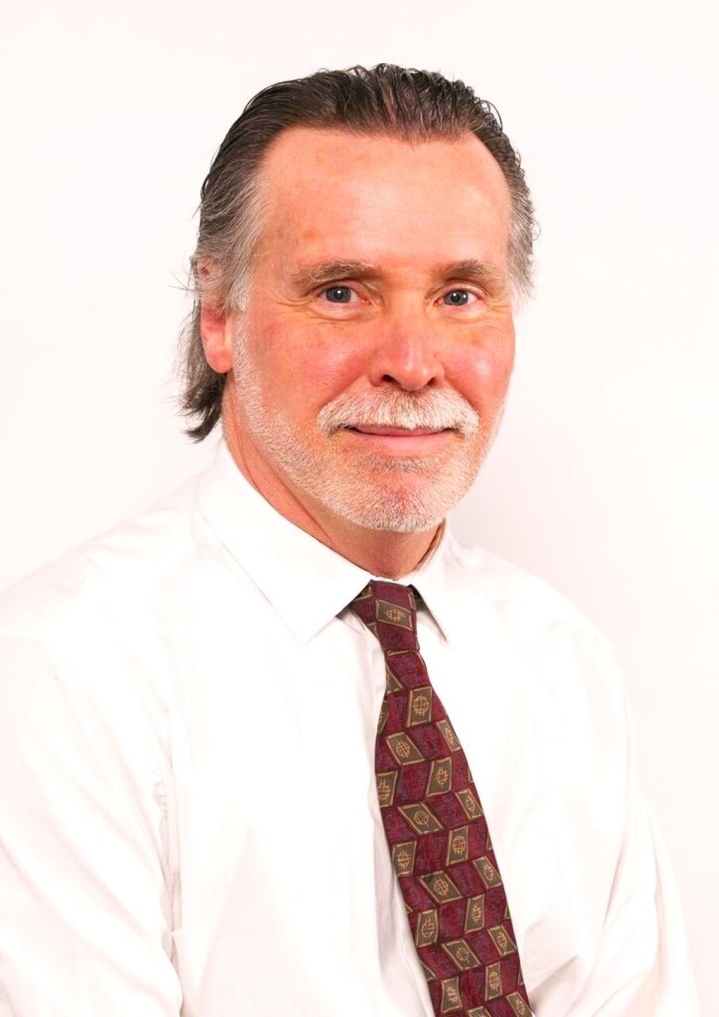 Headshot of Ken Bossert