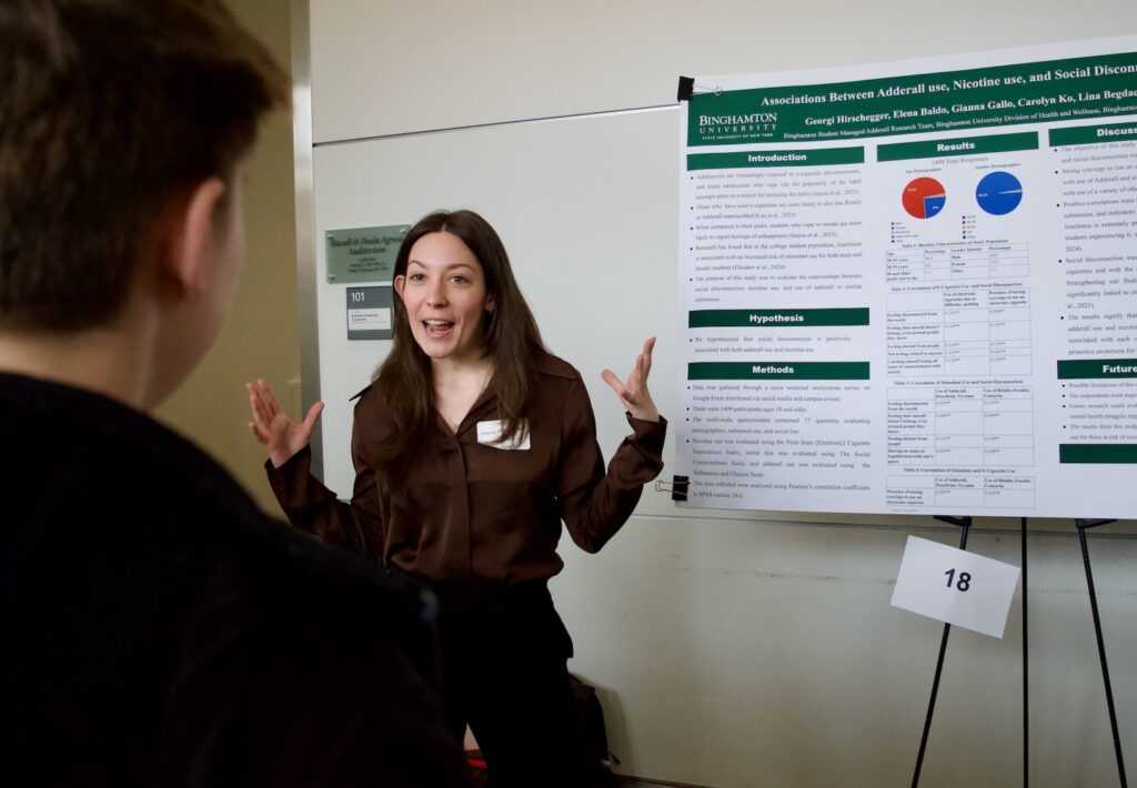 Georgi Hirschegger presenting their poster