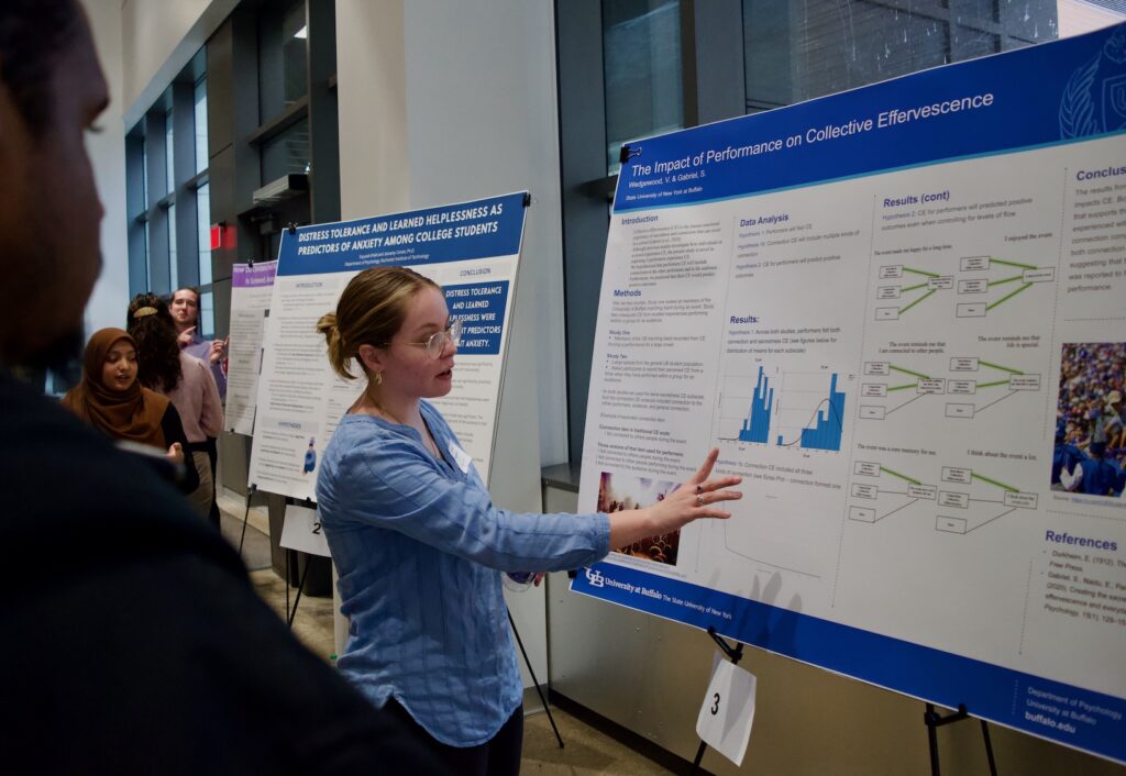 Victoria Wedgewood presenting her poster